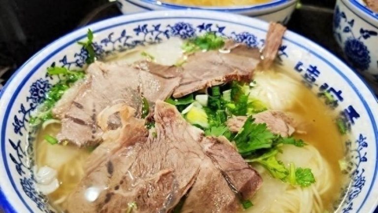 袋装、杯装和桶装速食面怎么选？包装形式对使用的影响